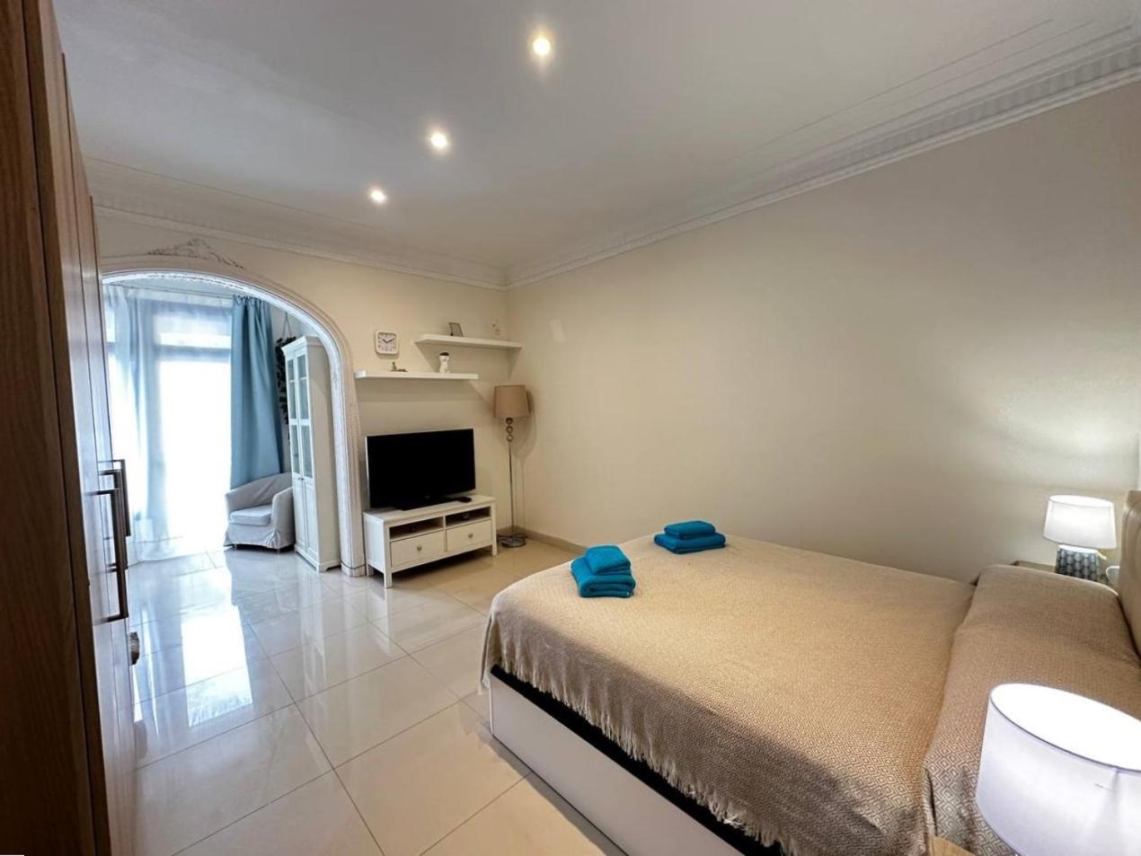 Rooms Gran Via Barselona Dış mekan fotoğraf